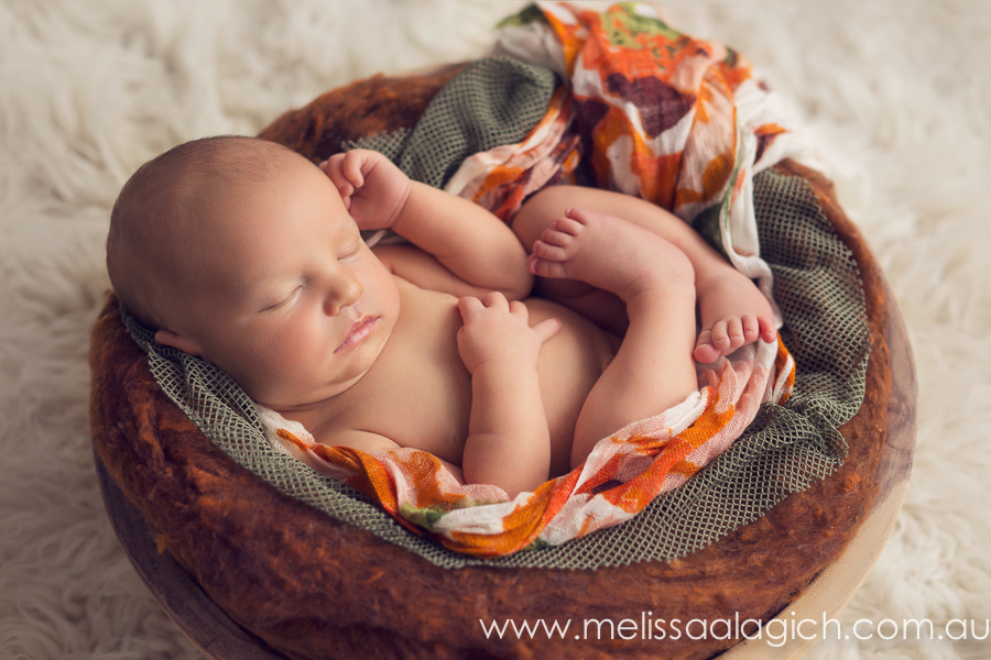 Melissa Alagich Photography, Adelaide newborn, family photographer - heart